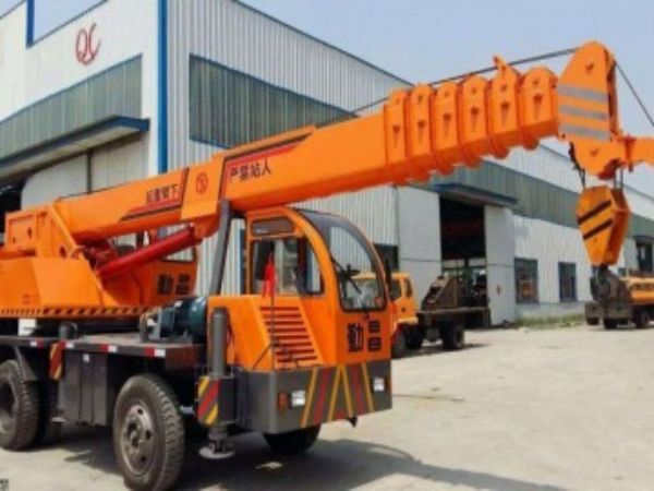 武平县吊车租赁_我国吊车出租行业的发展前景